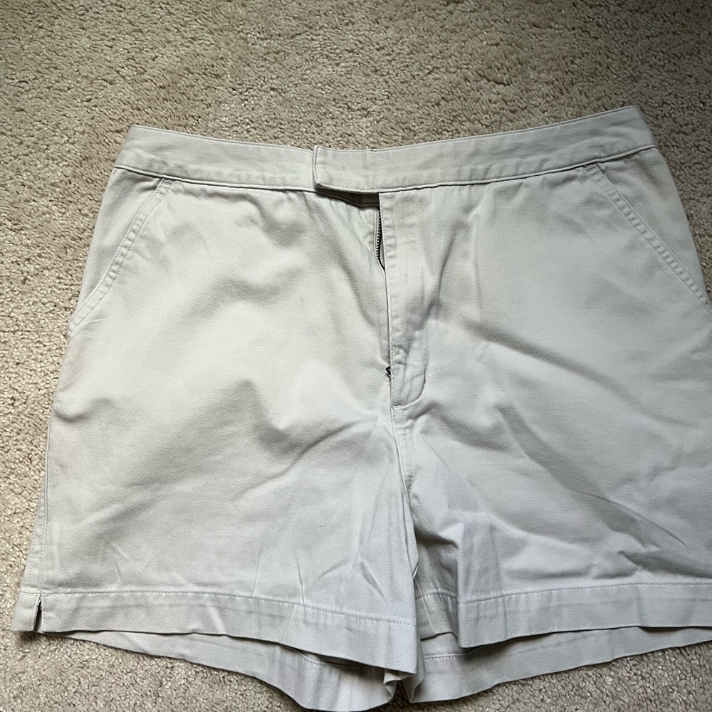 Sonoma women’s Beige Flat Front Shorts